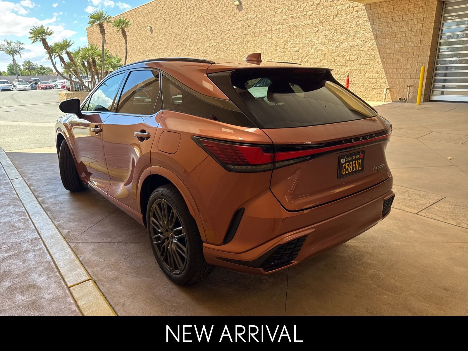 Used 2023 Lexus RX 500h F Sport w/ Accessory Package (Z1) AWD/4WD image 4