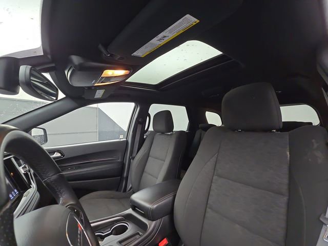 Used 2022 Dodge Durango SXT w/ Blacktop Package AWD/4WD image 21