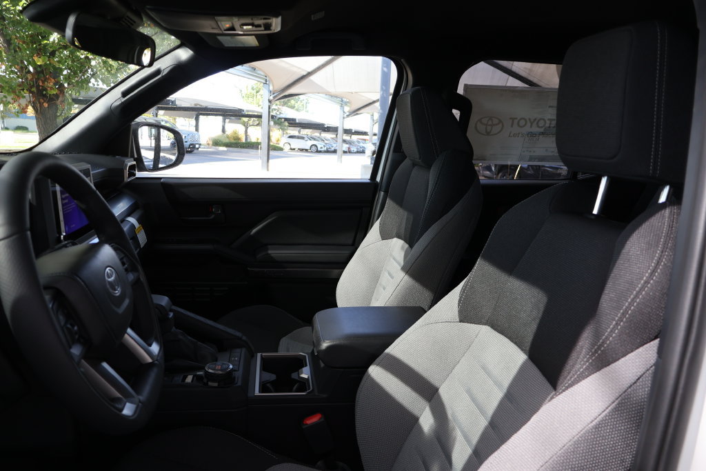New 2026 Toyota 4Runner TRD Off-Road AWD/4WD image 6