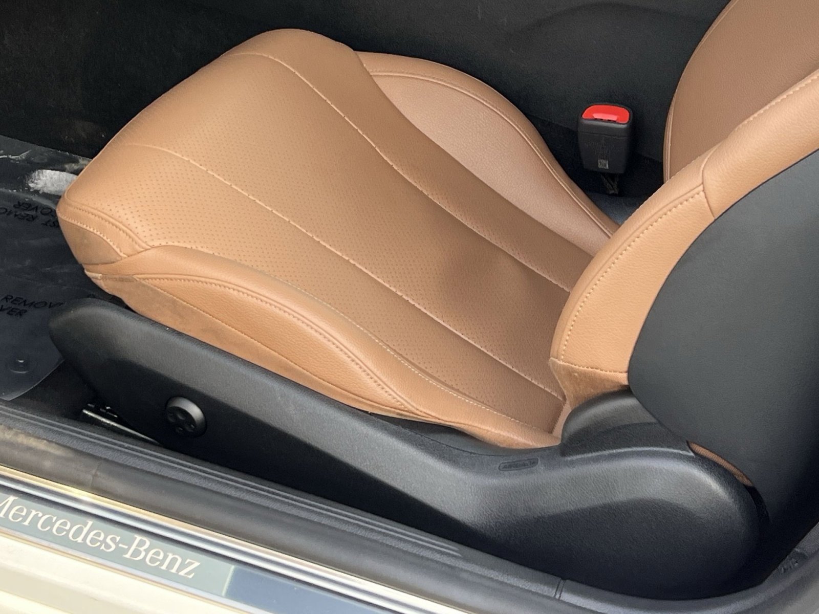 Certified 2024 Mercedes-Benz CLE 300 4MATIC Coupe image 12