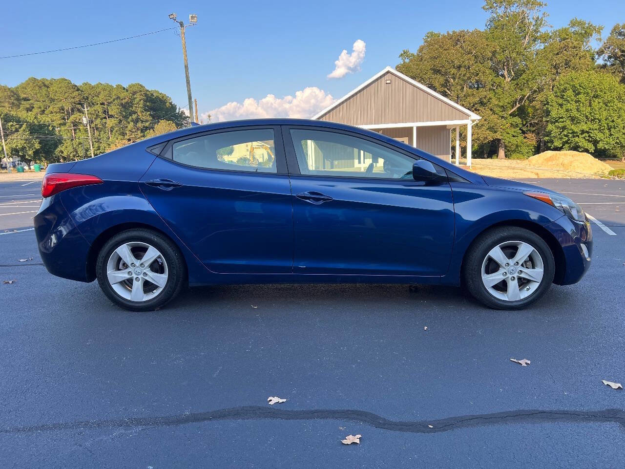 Used 2013 Hyundai Elantra GLS w/ Preferred Pkg image 9