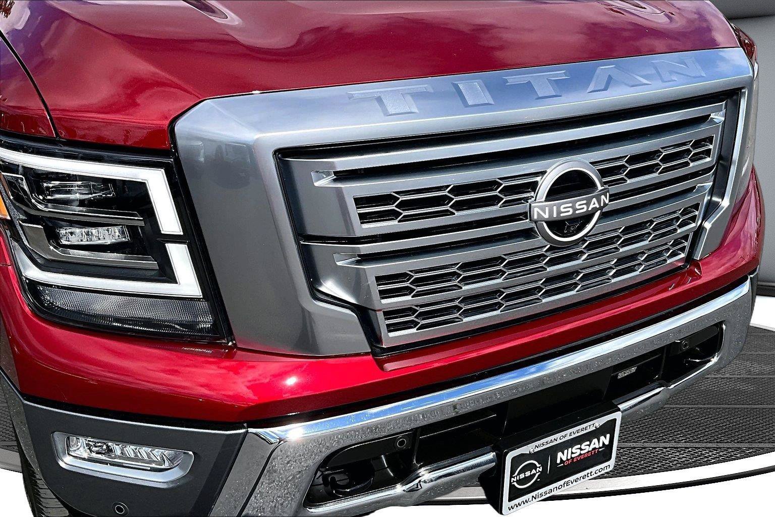 Used 2024 Nissan Titan Platinum Reserve w/ Moonroof Package AWD/4WD image 35