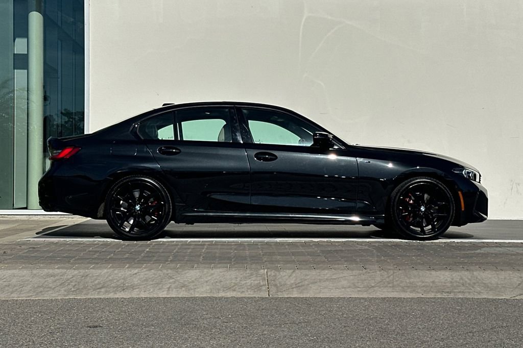 Used 2025 BMW M340i xDrive w/ Premium Package image 2