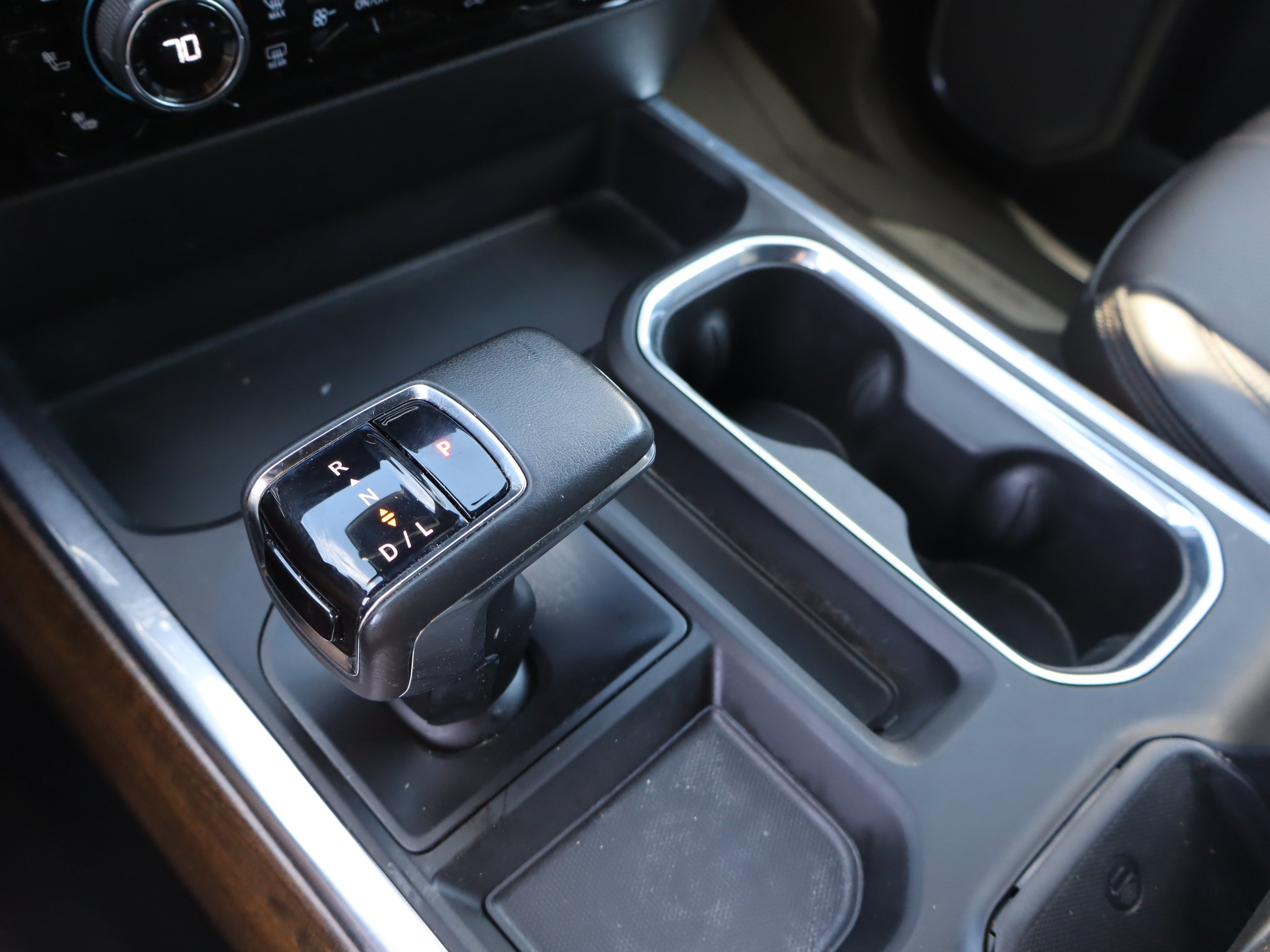 Used 2022 Chevrolet Silverado 1500 High Country w/ High Country Premium Package AWD/4WD image 32
