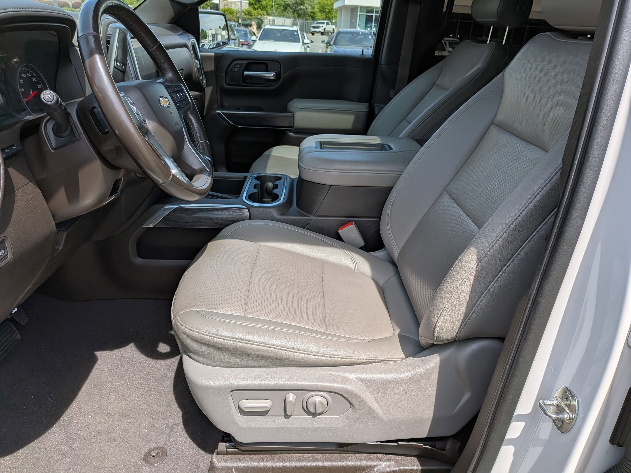 Used 2021 Chevrolet Silverado 1500 LTZ w/ Technology Package image 15