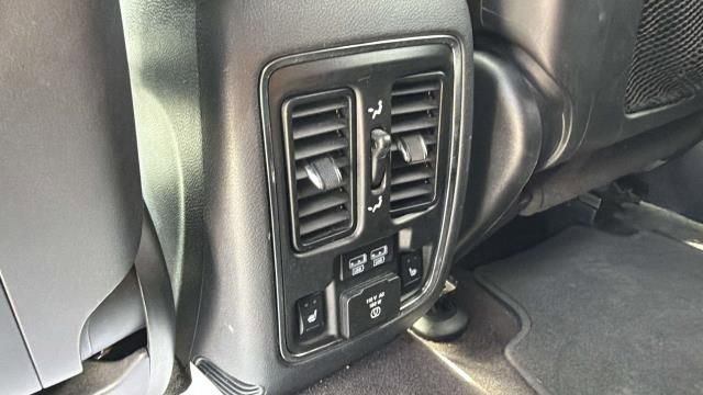 Used 2018 Jeep Grand Cherokee Limited AWD/4WD image 30