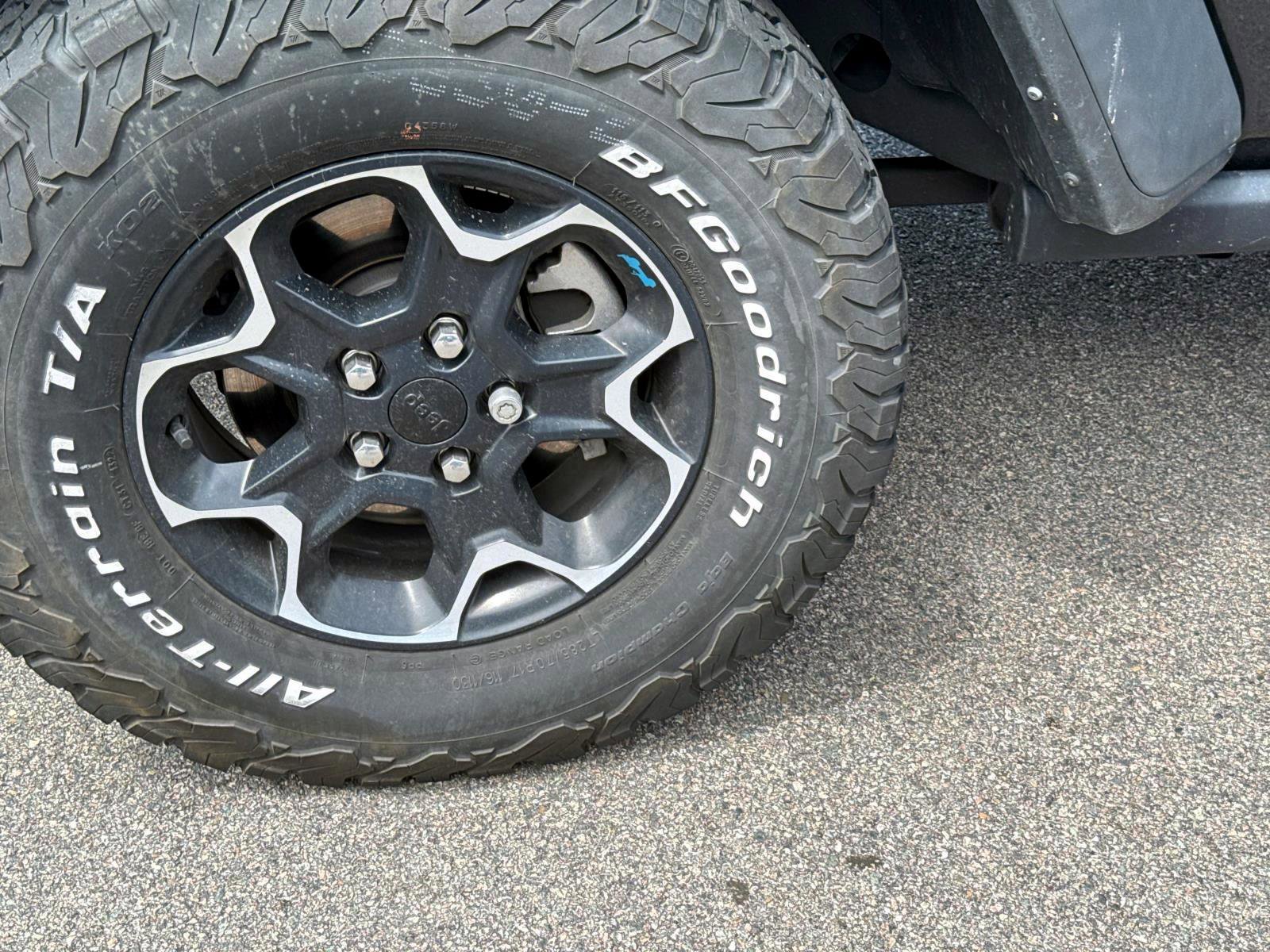 Used 2022 Jeep Wrangler Unlimited Rubicon 4xe w/ Safety Group image 5