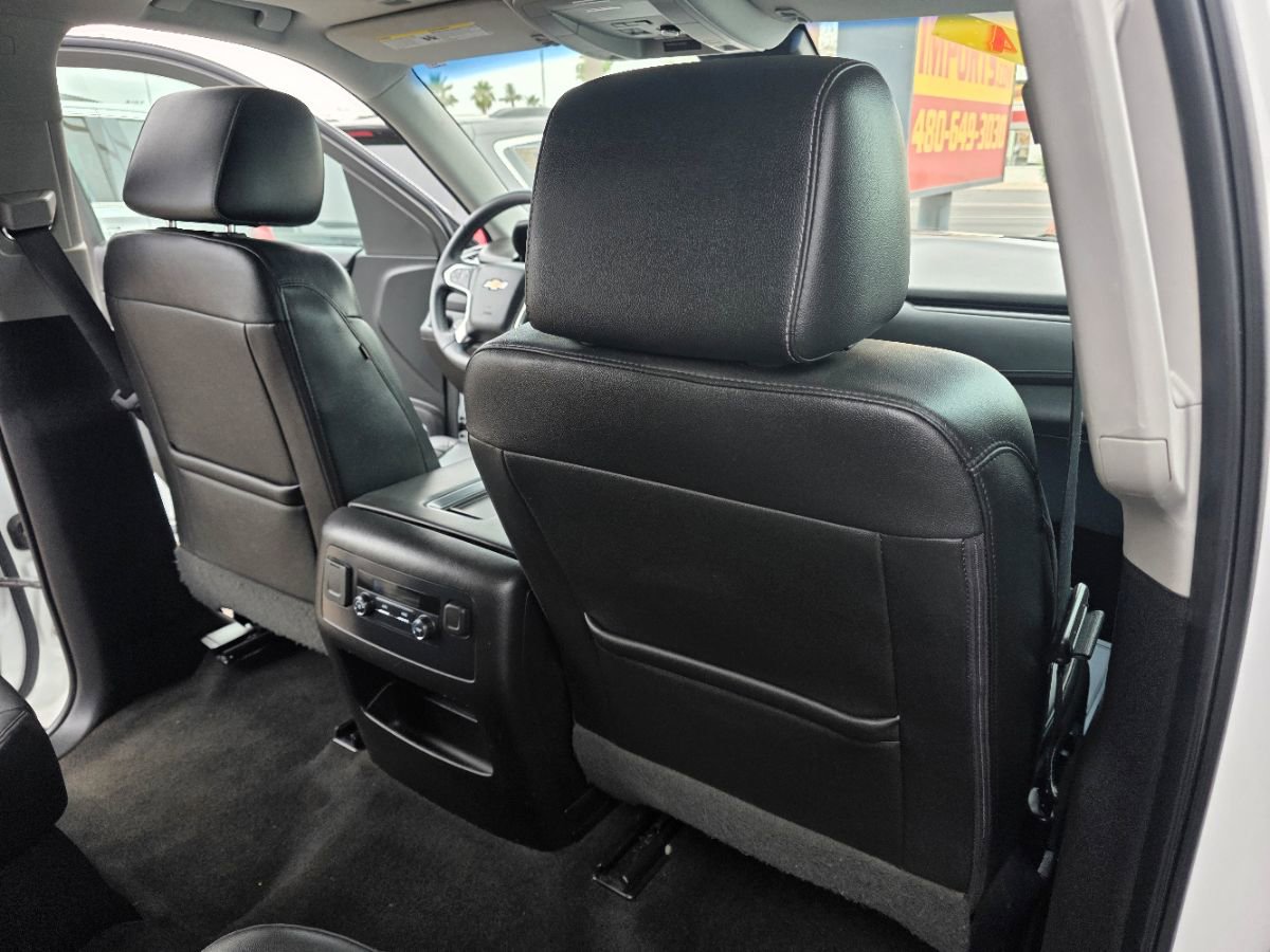 Used 2018 Chevrolet Suburban LT AWD/4WD image 29