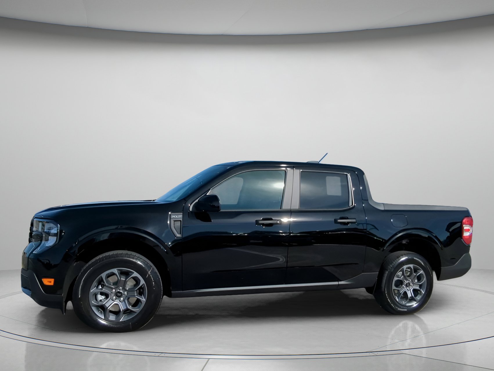 New 2026 Ford Maverick XLT w/ Equipment Group 301A AWD/4WD image 15