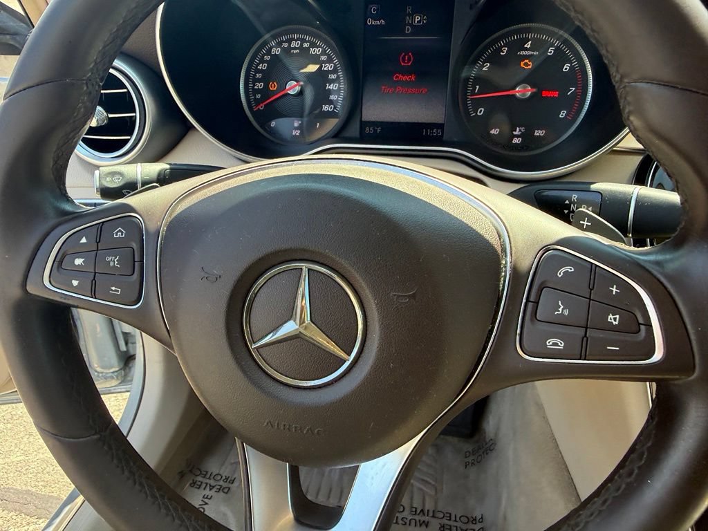 Used 2015 Mercedes-Benz C 300 4MATIC Sedan image 24
