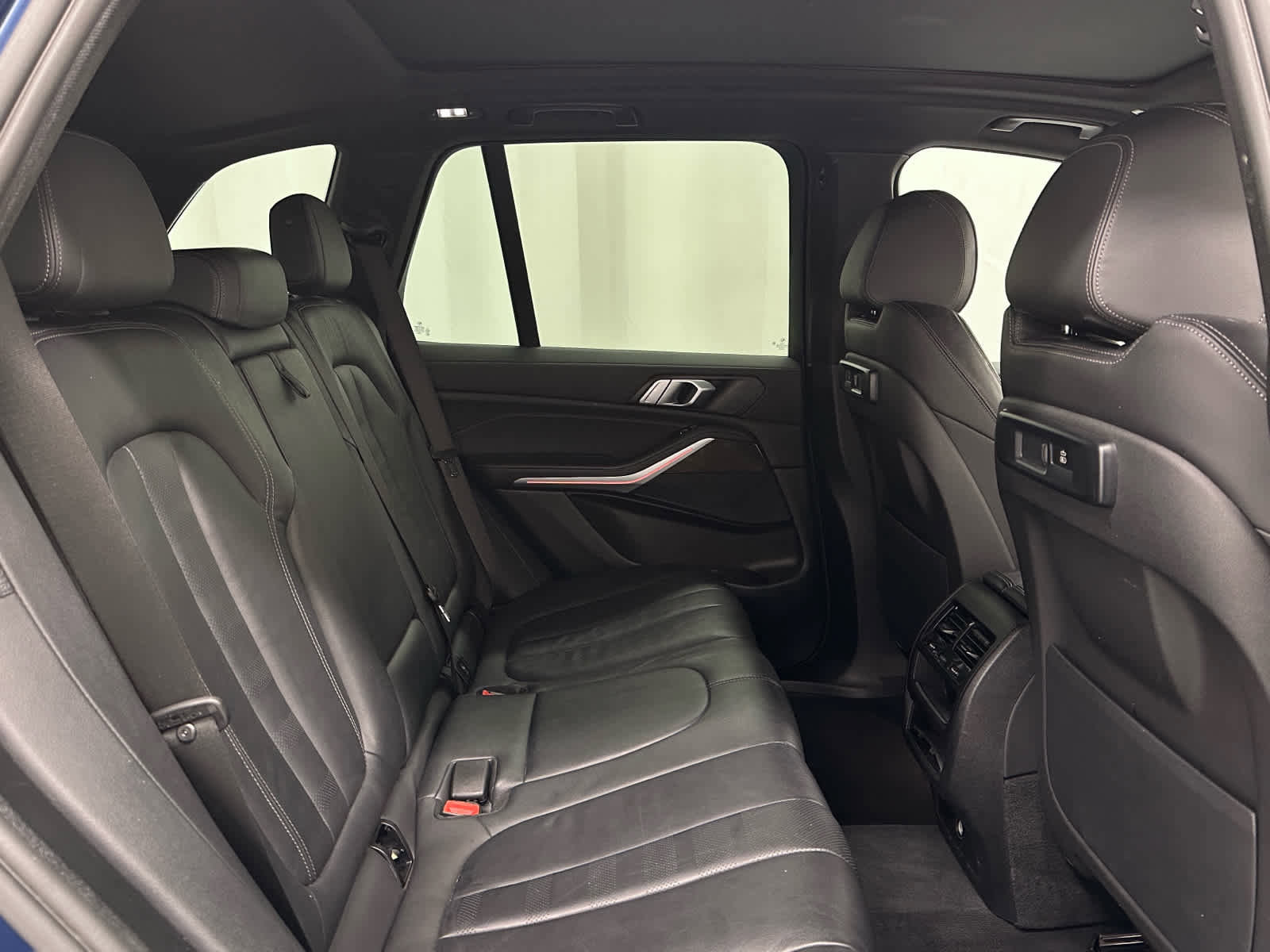 Used 2022 BMW X5 xDrive45e w/ M Sport Package AWD/4WD image 21