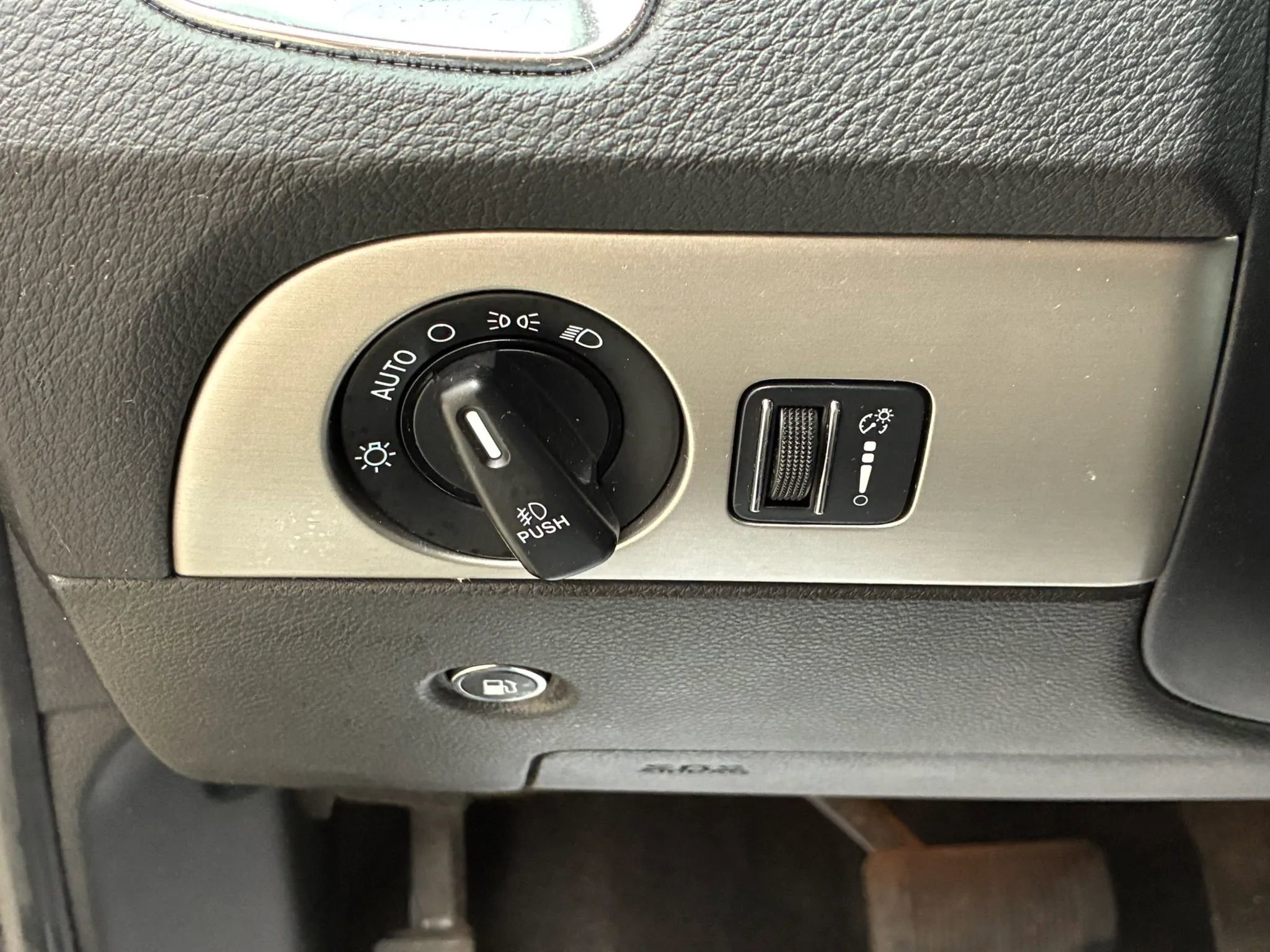 Used 2017 Dodge Durango GT w/ Nav & Power Liftgate Group AWD/4WD image 24