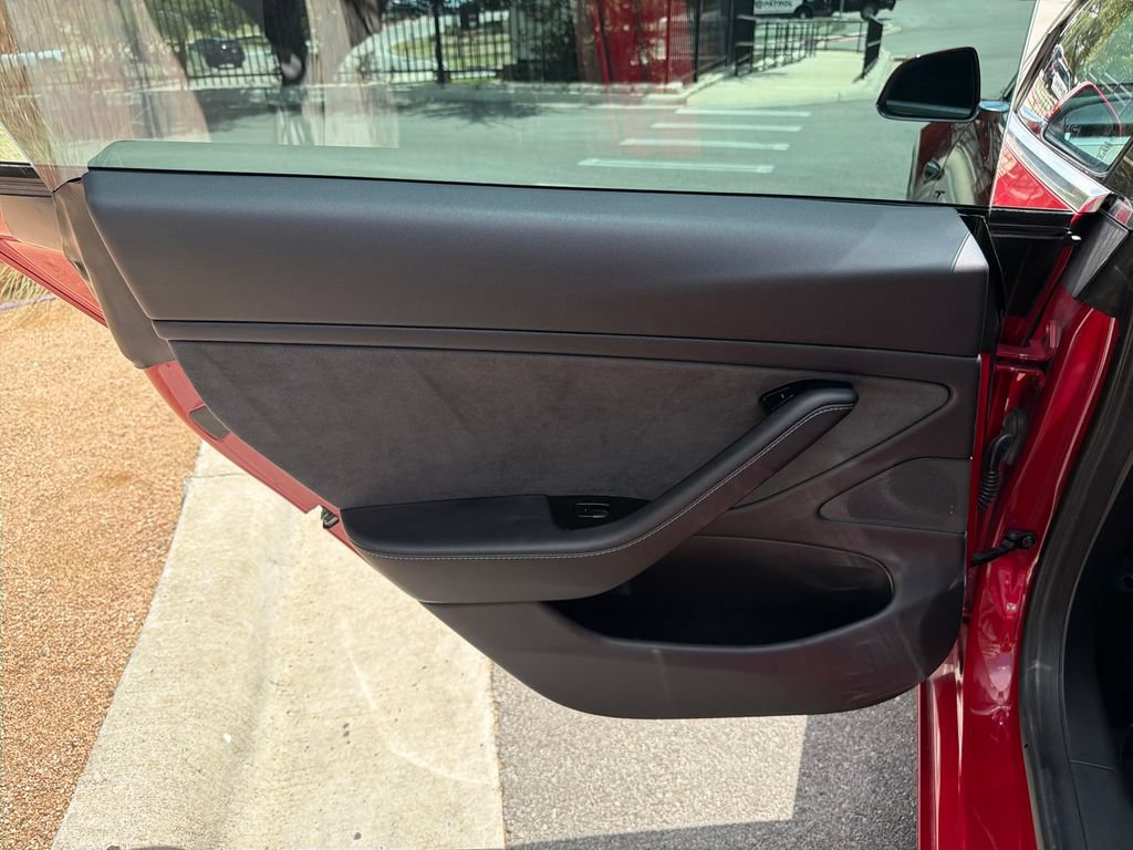 Used 2019 Tesla Model 3 Long Range RWD image 32