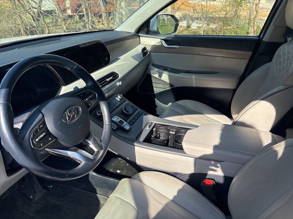 Used 2021 Hyundai Palisade Limited w/ Winter Package image 11