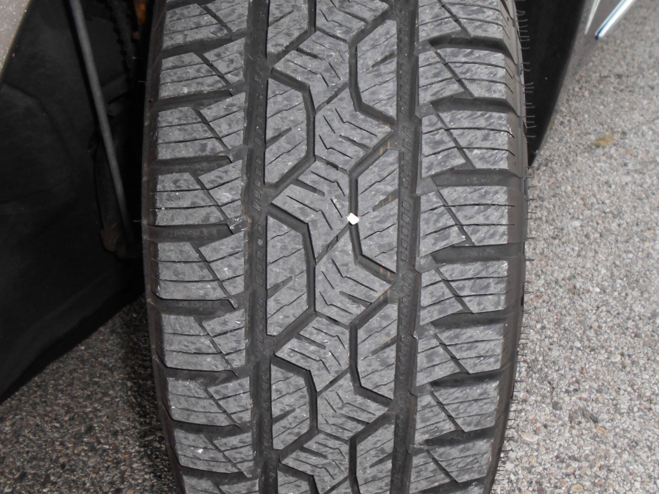 Used 2017 Chrysler Pacifica Touring-L Plus FWD image 12
