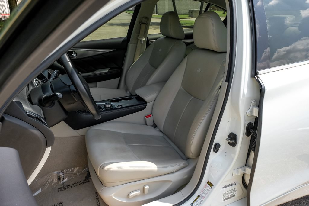 Used 2014 INFINITI Q50 Premium w/ Navigation Package RWD image 38