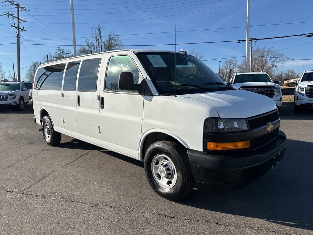 Used 2024 Chevrolet Express 3500 LS image 6