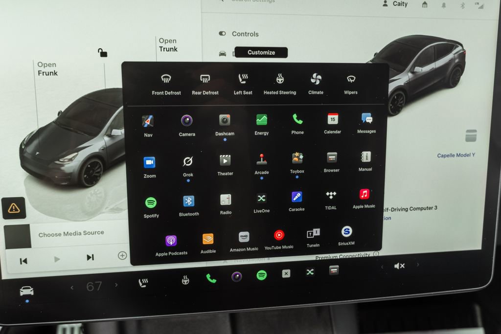 Used 2022 Tesla Model Y Performance AWD/4WD image 8