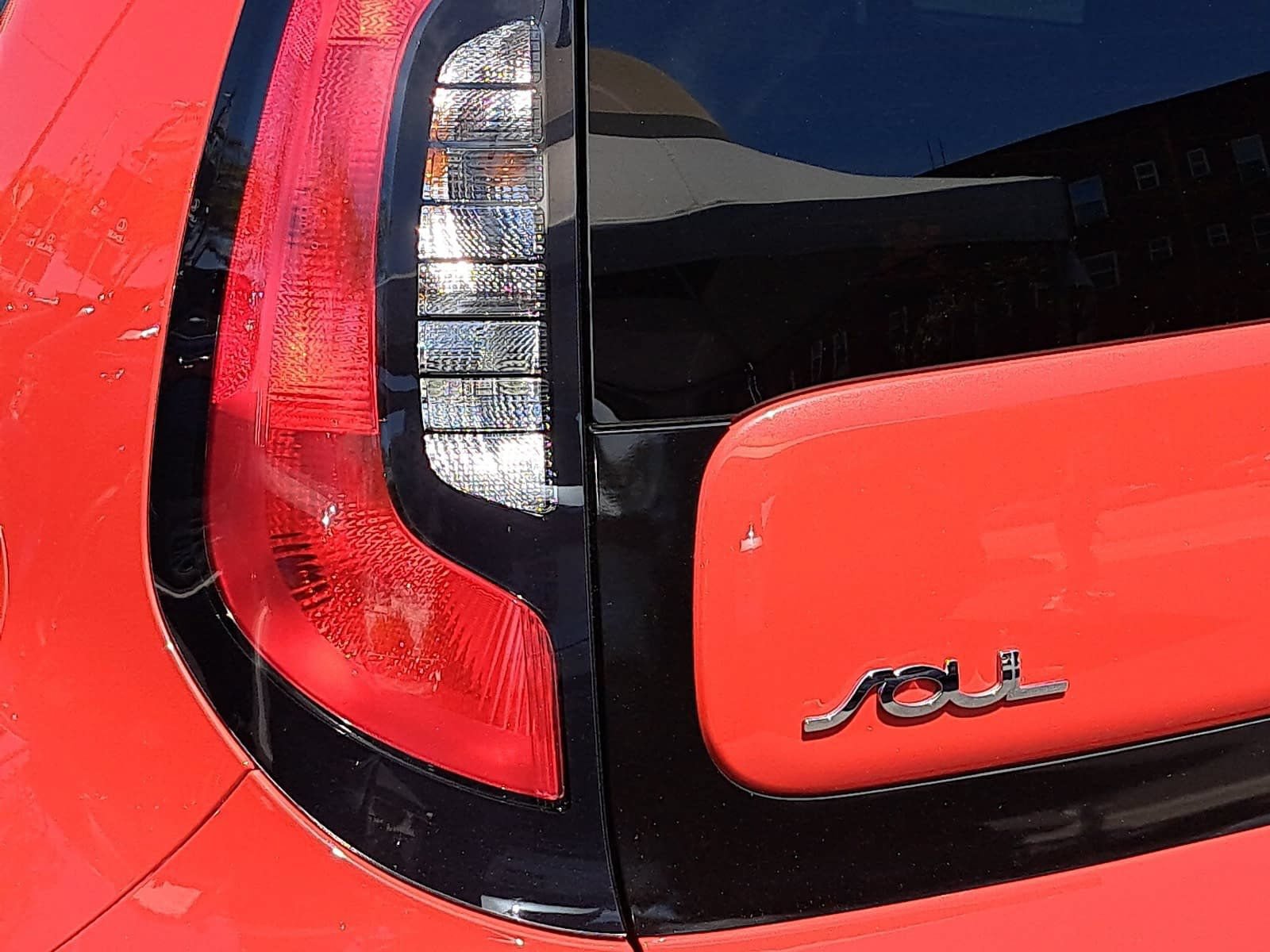 Used 2016 Kia Soul + w/ Designer's Package FWD image 33