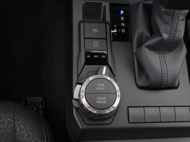 New 2026 Toyota 4Runner SR5 AWD/4WD image 25
