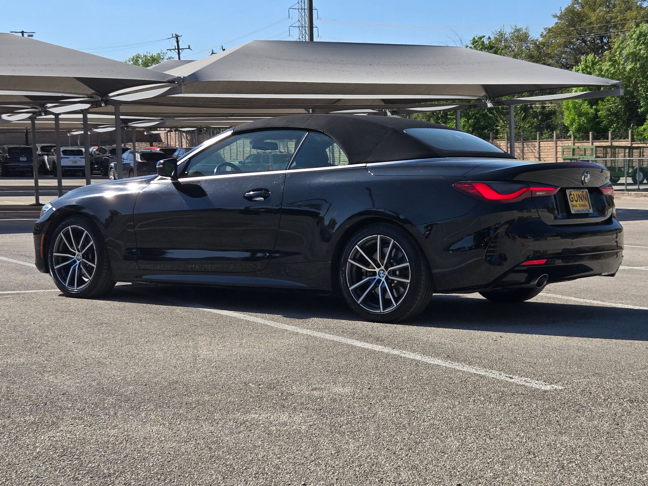 Used 2024 BMW 430i Convertible image 5