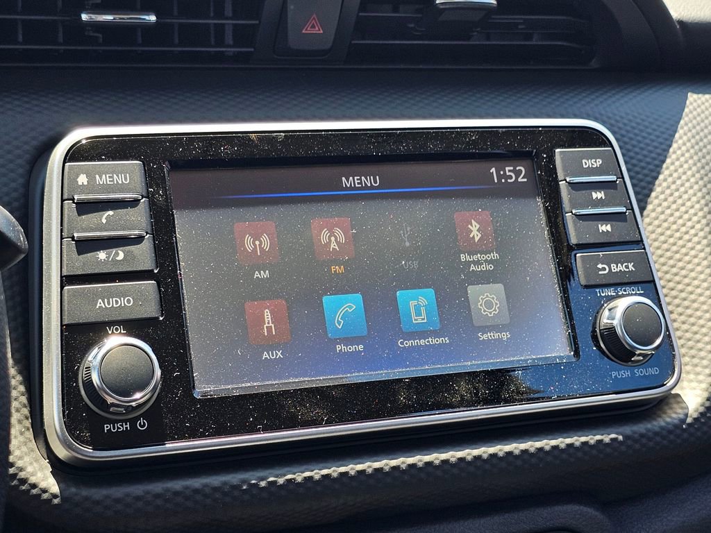 New 2025 Nissan Kicks Play S image 8