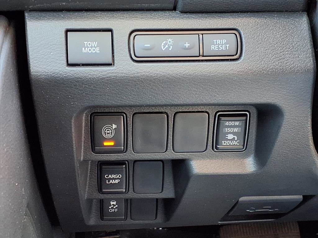 Used 2024 Nissan Frontier SV w/ SV Convenience Package image 10