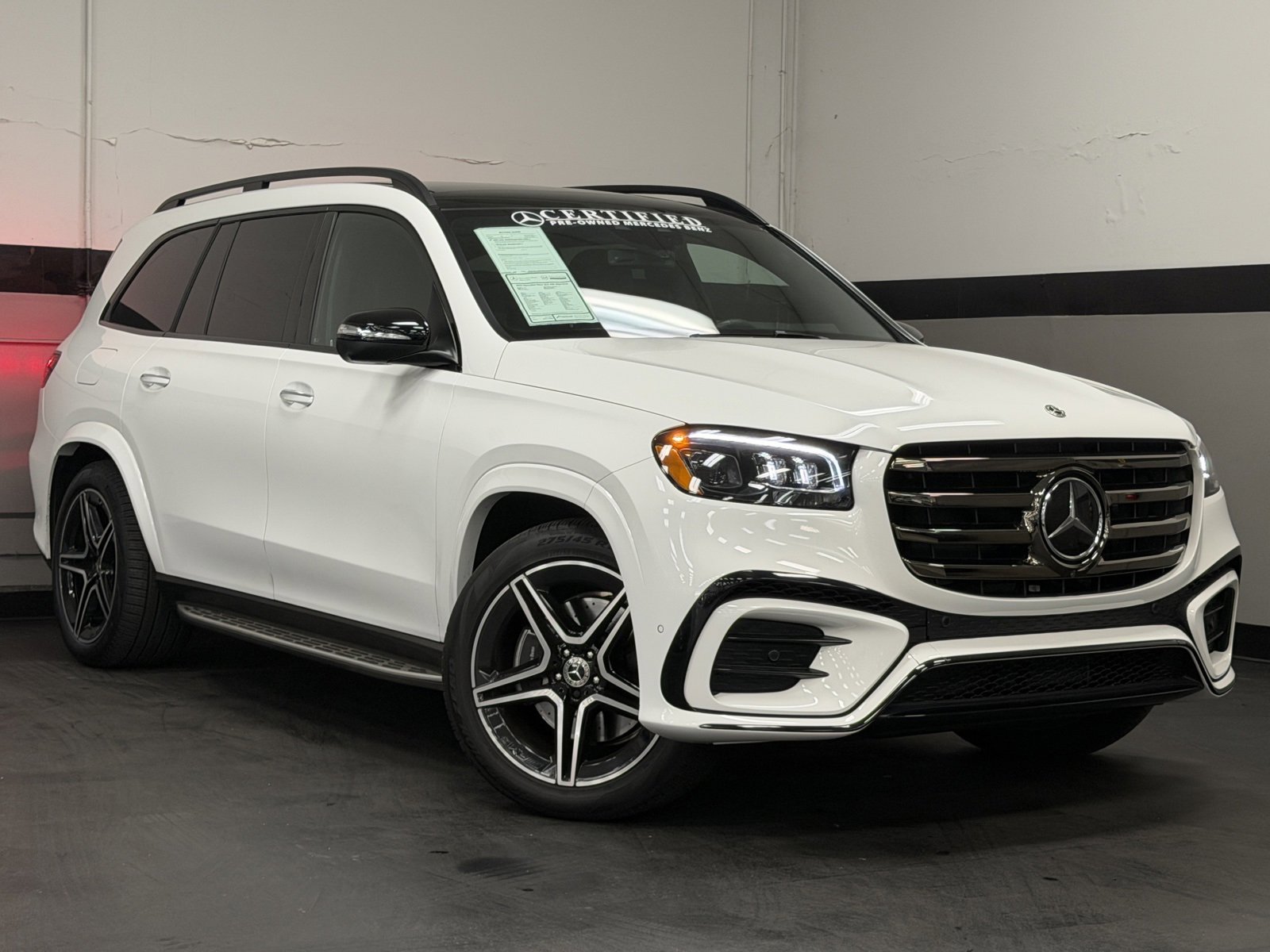 Used 2024 Mercedes-Benz GLS 450 4MATIC image 2