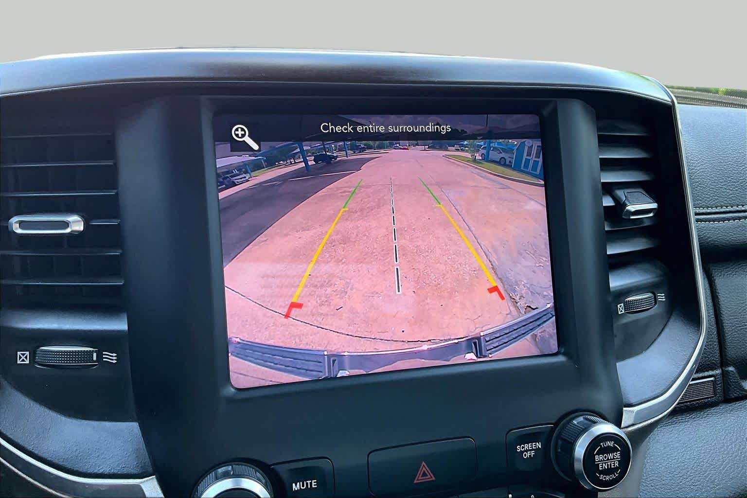 Used 2021 RAM 1500 Laramie w/ Off Road Group AWD/4WD image 27
