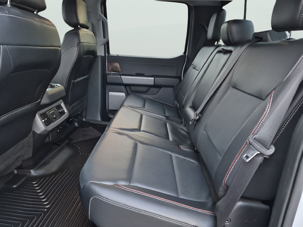 Used 2023 Ford F350 Lariat w/ Lariat Ultimate Package AWD/4WD image 37