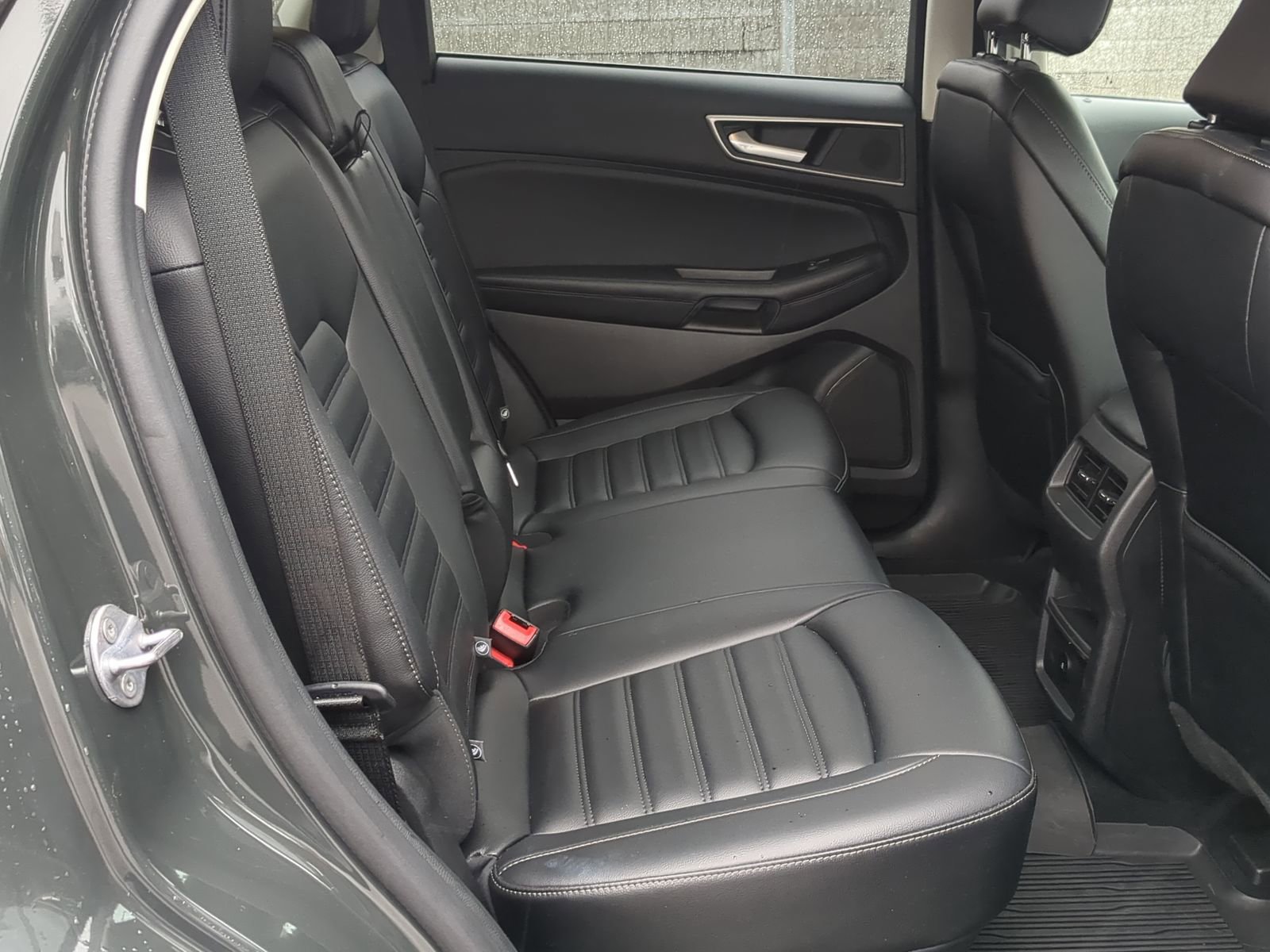 Used 2023 Ford Edge SEL image 23