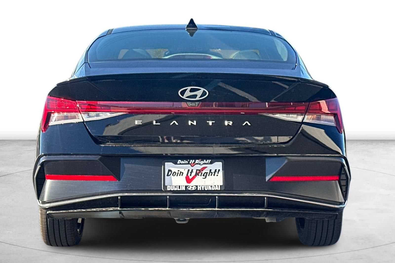 Certified 2026 Hyundai Elantra SEL Sport FWD image 6