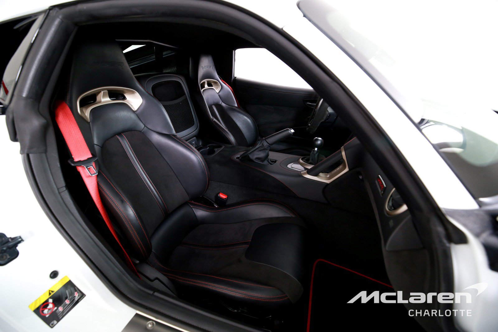 Used 2017 Dodge Viper ACR w/ Extreme Aero Package RWD image 18