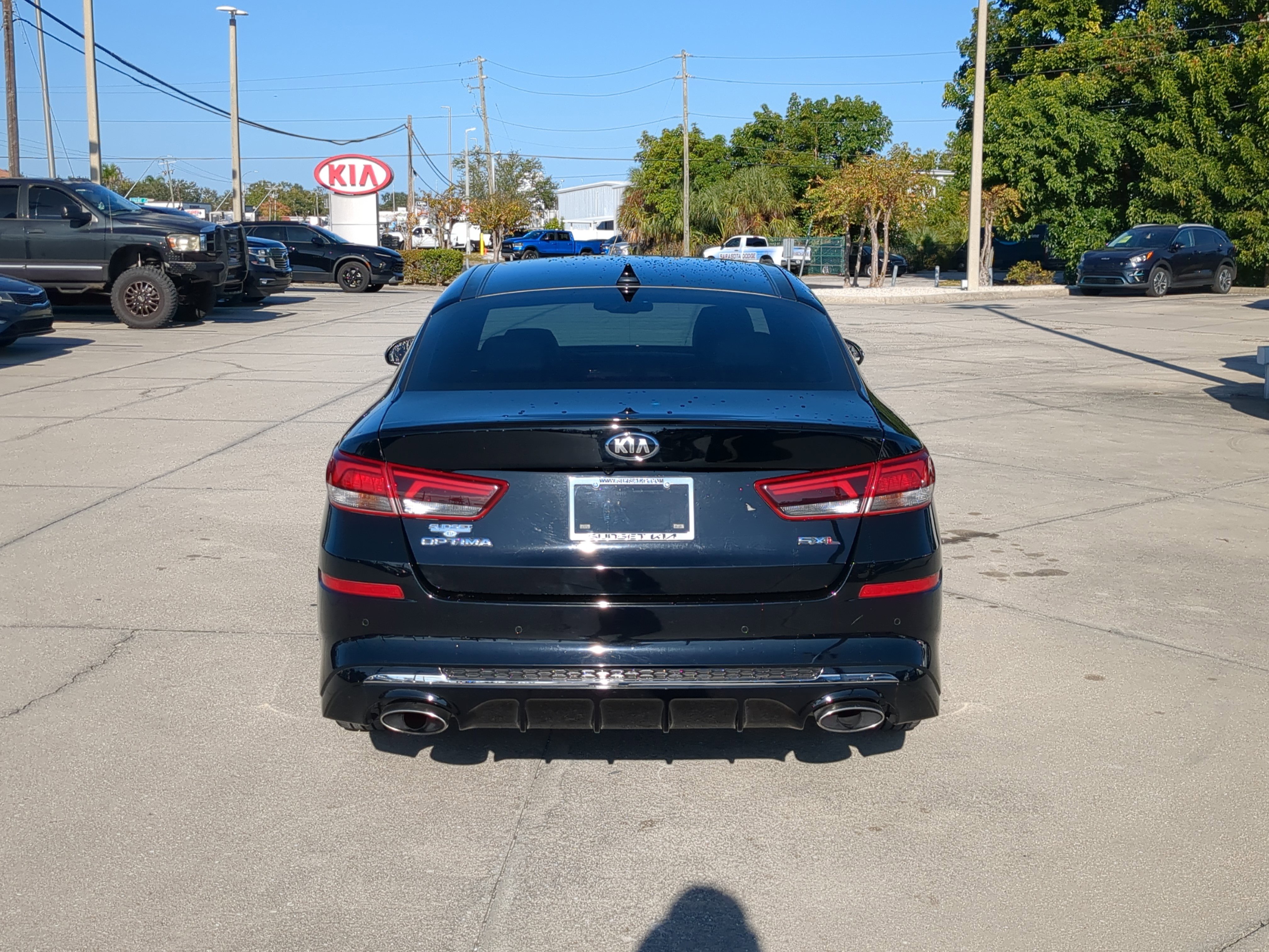 Certified 2019 Kia Optima SX w/ SX Limited (Black) Package image 5