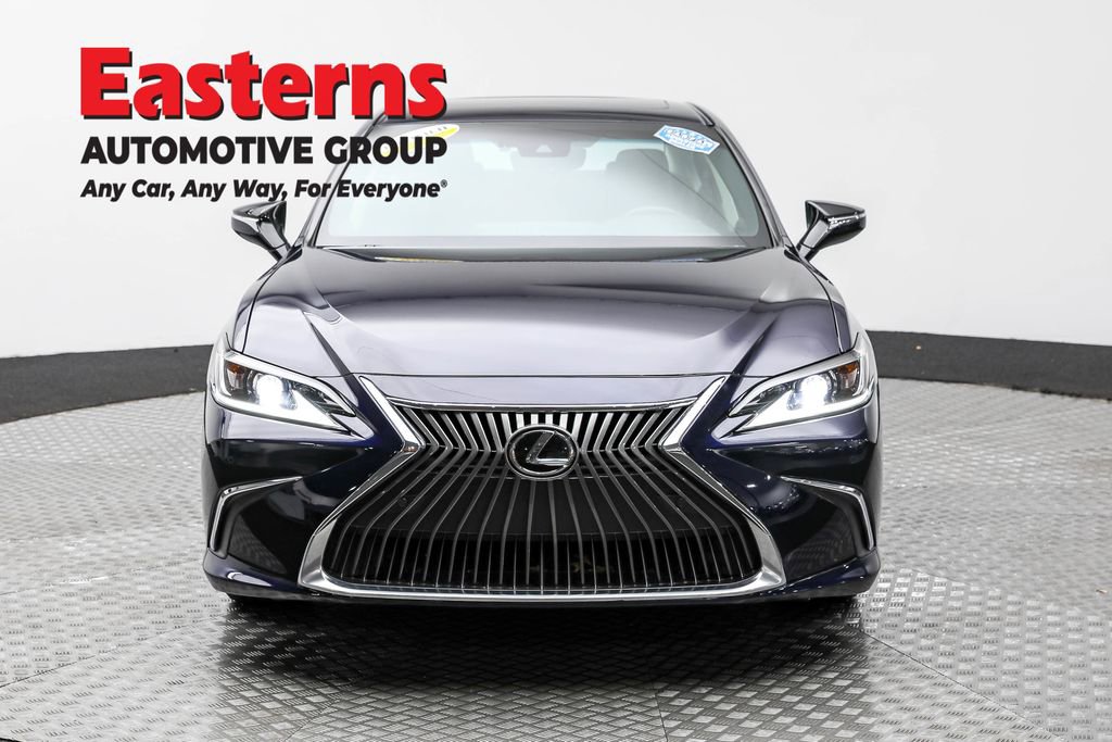 Used 2019 Lexus ES 350 w/ Premium Package image 2