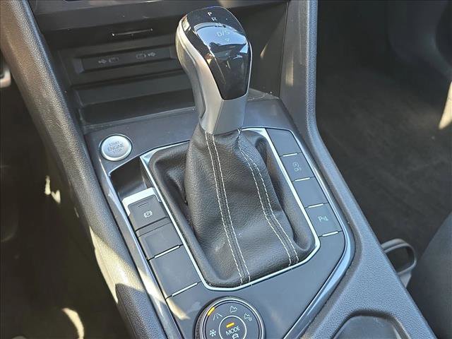 Used 2024 Volkswagen Tiguan SE R-Line image 14