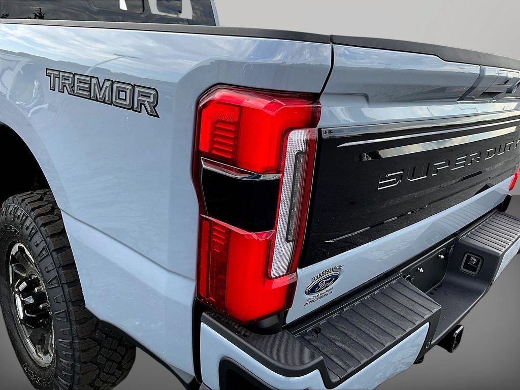 New 2026 Ford F350 Platinum w/ Tremor Off-Road Package AWD/4WD image 29