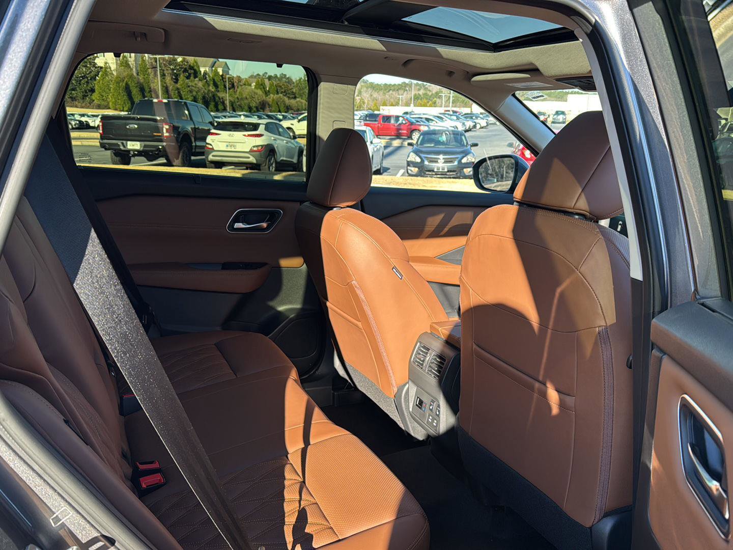 New 2026 Nissan Rogue Platinum w/ Platinum Premium Package image 11