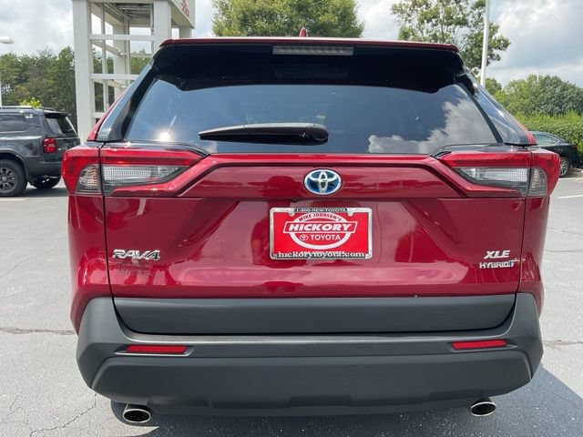Used 2021 Toyota RAV4 XLE Premium AWD/4WD image 9