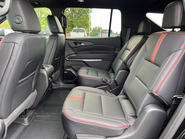 New 2027 Chevrolet Traverse RS w/ LPO, Floor Liner Package AWD/4WD image 5