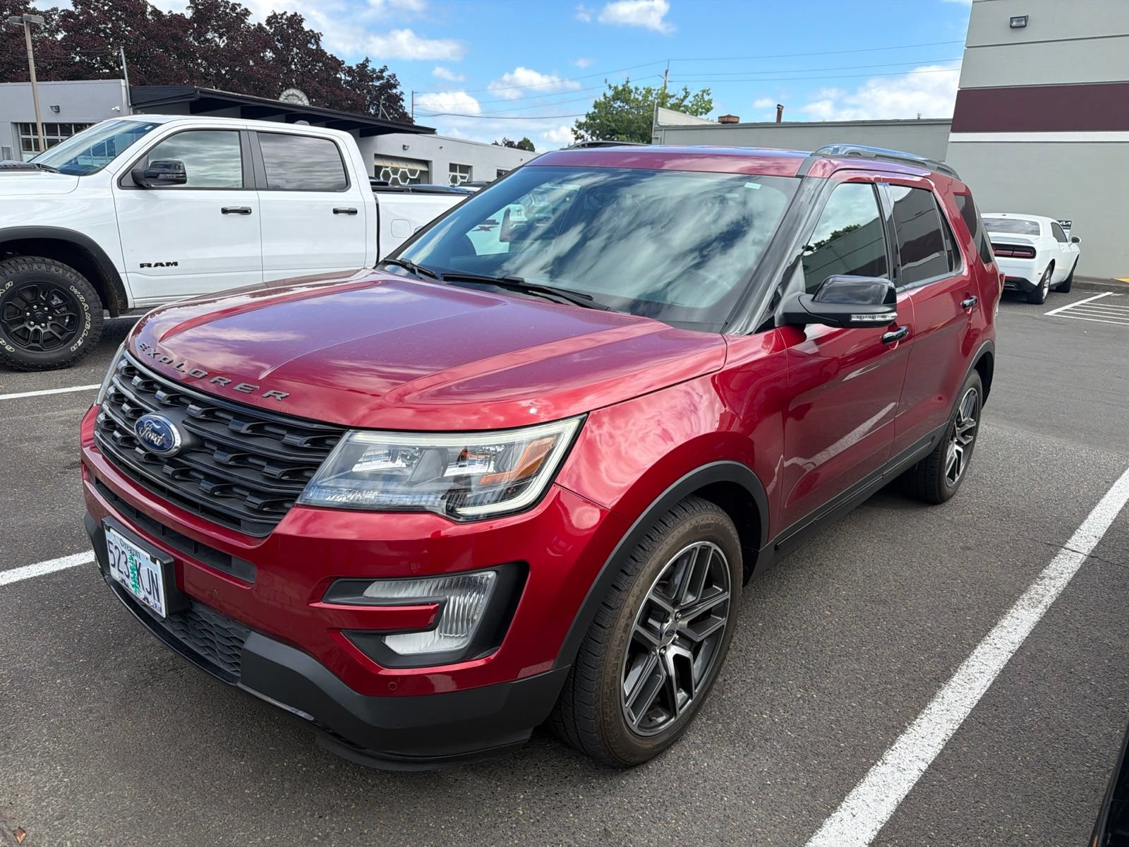 Used 2017 Ford Explorer Sport AWD/4WD image 1