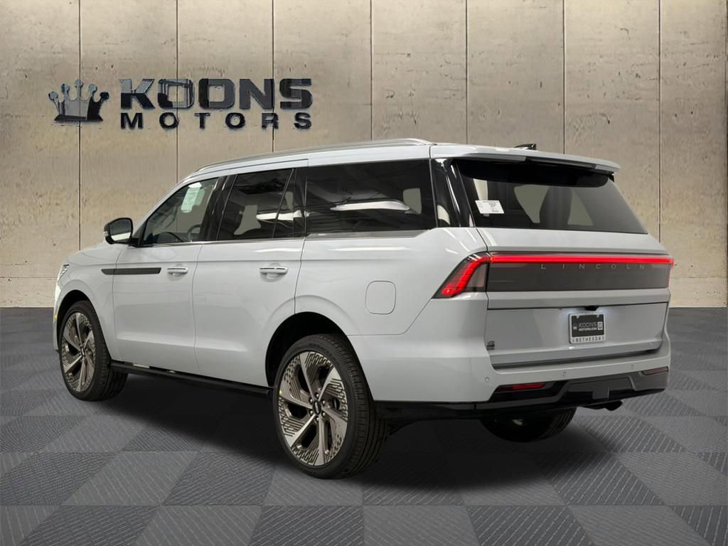 New 2026 Lincoln Navigator Black Label AWD/4WD image 6