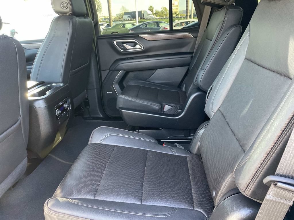 Used 2023 Chevrolet Tahoe High Country AWD/4WD image 23
