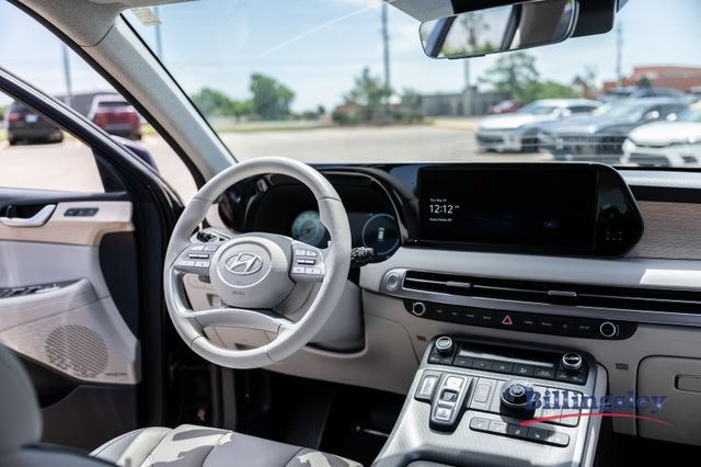 Used 2023 Hyundai Palisade Limited FWD image 15
