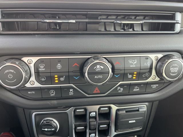 New 2026 Jeep Gladiator Mojave image 23