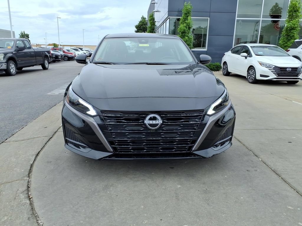 New 2026 Nissan Altima 2.5 SV FWD image 3