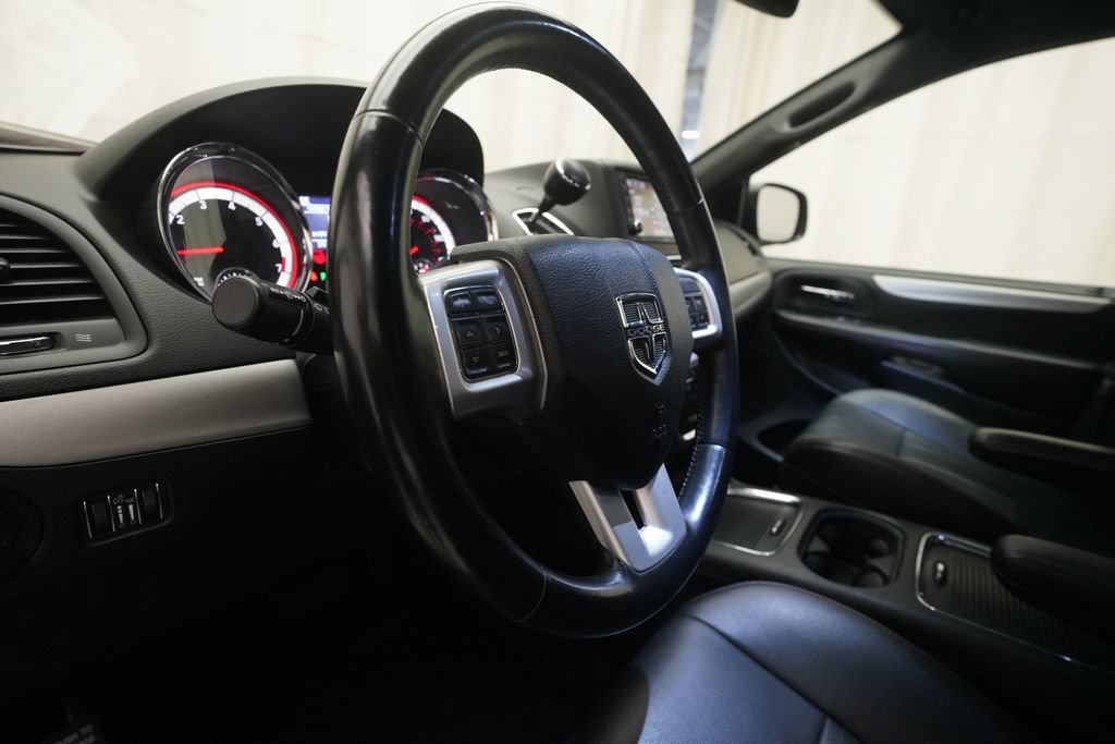 Used 2018 Dodge Grand Caravan GT FWD image 8