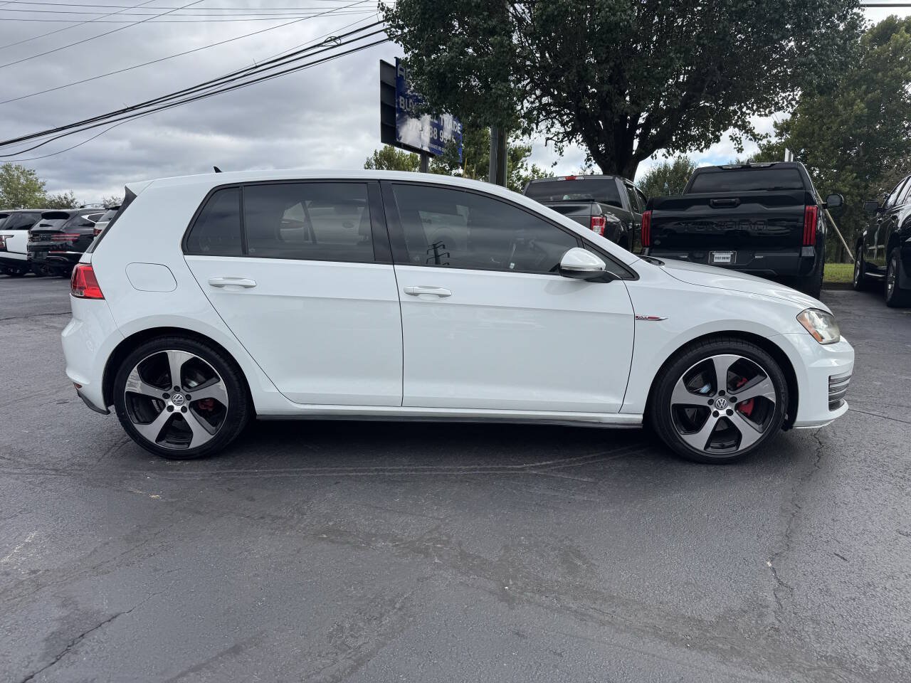 Used 2015 Volkswagen GTI S FWD image 7
