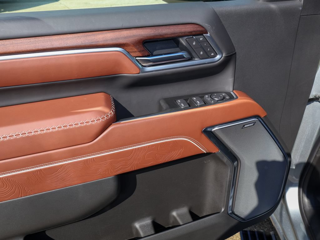 New 2026 GMC Sierra 3500 Denali Ultimate AWD/4WD image 11
