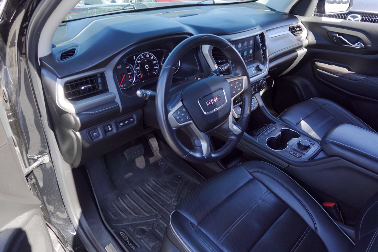 Used 2021 GMC Acadia Denali w/ Denali Ultimate Package AWD/4WD image 9